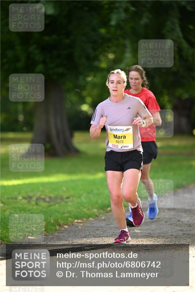 25.08.2024 - 20. Blankeneser Heldenlauf Dr. Thomas Lammeyer http://msf.ph/oto/6806742 25.08.2024 10:14:33 Laufen 6372 meine-sportfotos.de