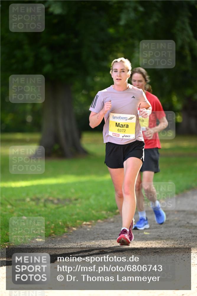 25.08.2024 - 20. Blankeneser Heldenlauf Dr. Thomas Lammeyer http://msf.ph/oto/6806743 25.08.2024 10:14:33 Laufen 6372 meine-sportfotos.de