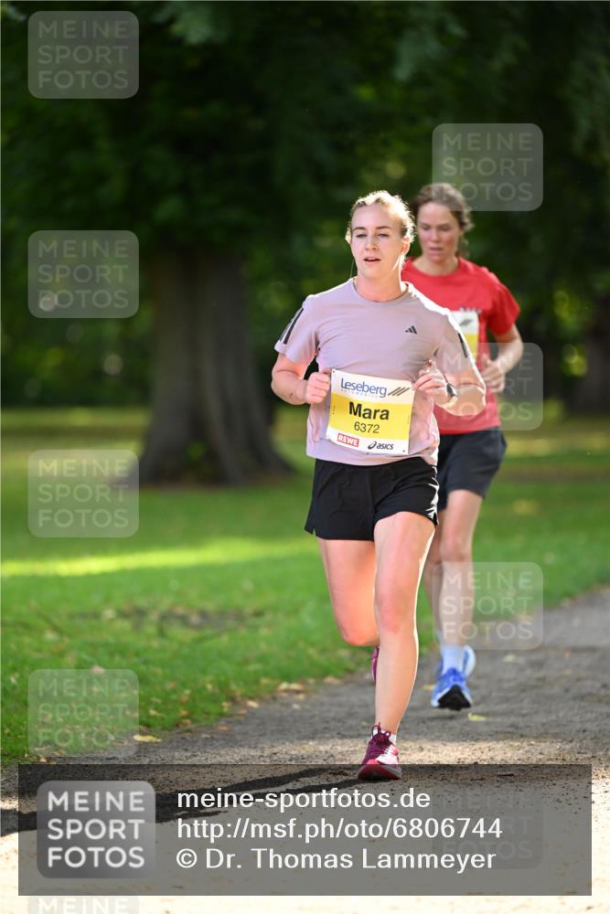 25.08.2024 - 20. Blankeneser Heldenlauf Dr. Thomas Lammeyer http://msf.ph/oto/6806744 25.08.2024 10:14:33 Laufen 6372 meine-sportfotos.de