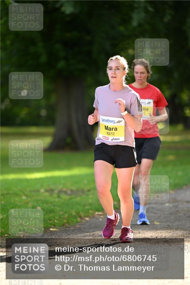 25.08.2024 - 20. Blankeneser Heldenlauf Dr. Thomas Lammeyer http://msf.ph/oto/6806745 25.08.2024 10:14:33 Laufen 6372 meine-sportfotos.de