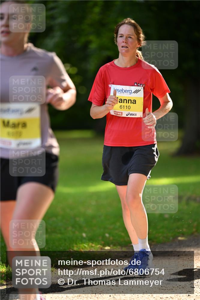 25.08.2024 - 20. Blankeneser Heldenlauf Dr. Thomas Lammeyer http://msf.ph/oto/6806754 25.08.2024 10:14:35 Laufen 6110 meine-sportfotos.de