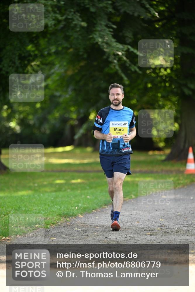 25.08.2024 - 20. Blankeneser Heldenlauf Dr. Thomas Lammeyer http://msf.ph/oto/6806779 25.08.2024 10:14:53 Laufen 6261 meine-sportfotos.de