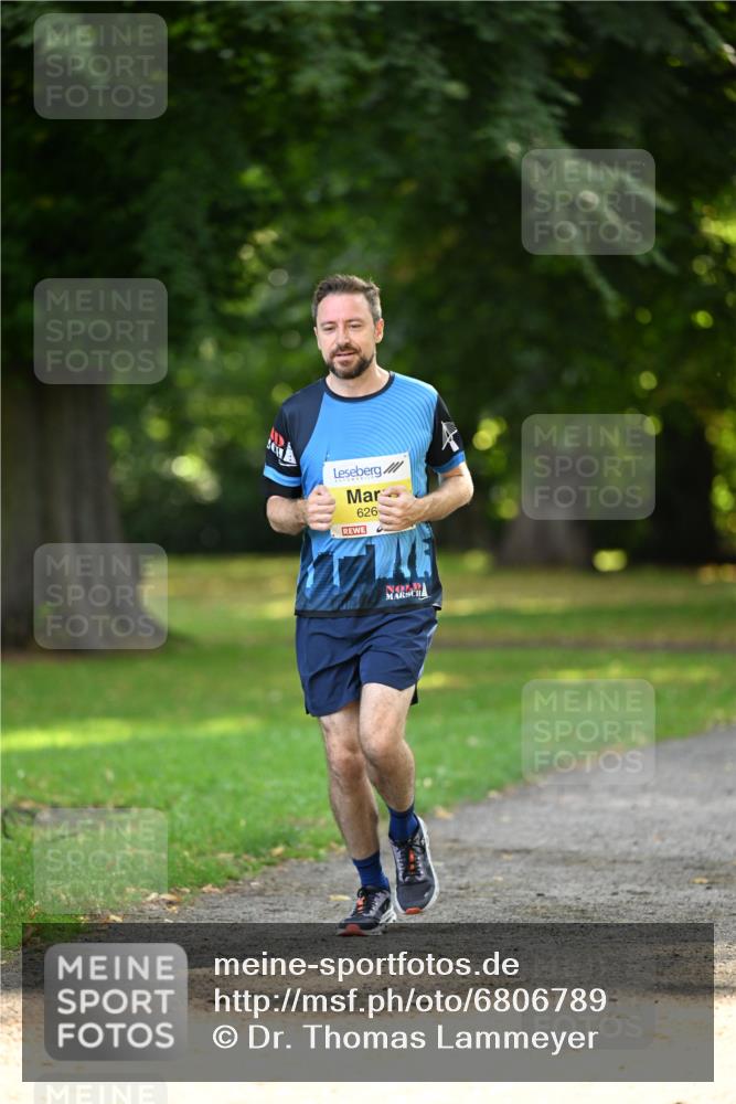 25.08.2024 - 20. Blankeneser Heldenlauf Dr. Thomas Lammeyer http://msf.ph/oto/6806789 25.08.2024 10:14:55 Laufen 626 meine-sportfotos.de