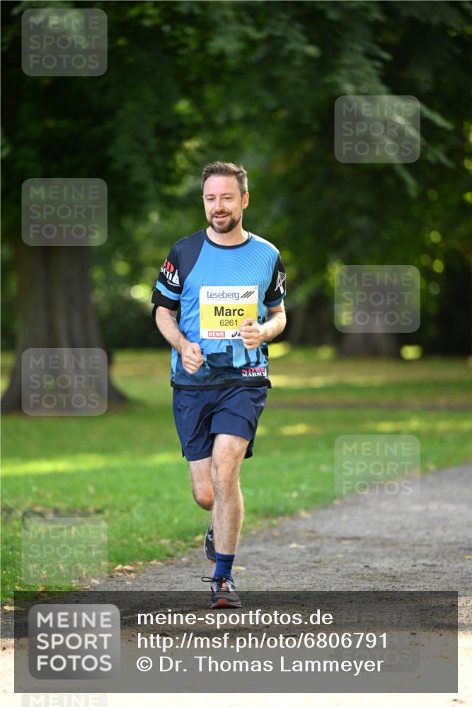 25.08.2024 - 20. Blankeneser Heldenlauf Dr. Thomas Lammeyer http://msf.ph/oto/6806791 25.08.2024 10:14:55 Laufen 6261 meine-sportfotos.de