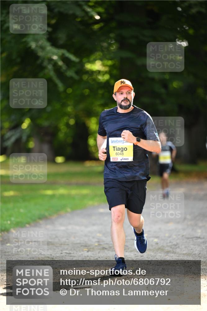 25.08.2024 - 20. Blankeneser Heldenlauf Dr. Thomas Lammeyer http://msf.ph/oto/6806792 25.08.2024 10:14:56 Laufen 6048 meine-sportfotos.de