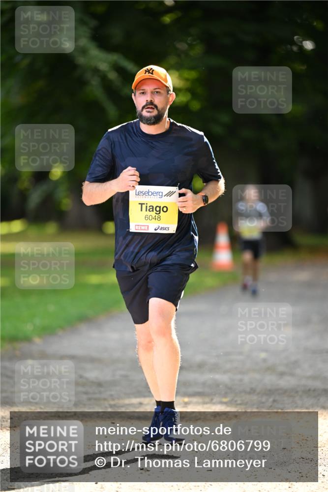 25.08.2024 - 20. Blankeneser Heldenlauf Dr. Thomas Lammeyer http://msf.ph/oto/6806799 25.08.2024 10:14:57 Laufen 6048 meine-sportfotos.de