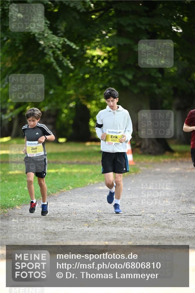 25.08.2024 - 20. Blankeneser Heldenlauf Dr. Thomas Lammeyer http://msf.ph/oto/6806810 25.08.2024 10:15:02 Laufen 6050, 6227 meine-sportfotos.de