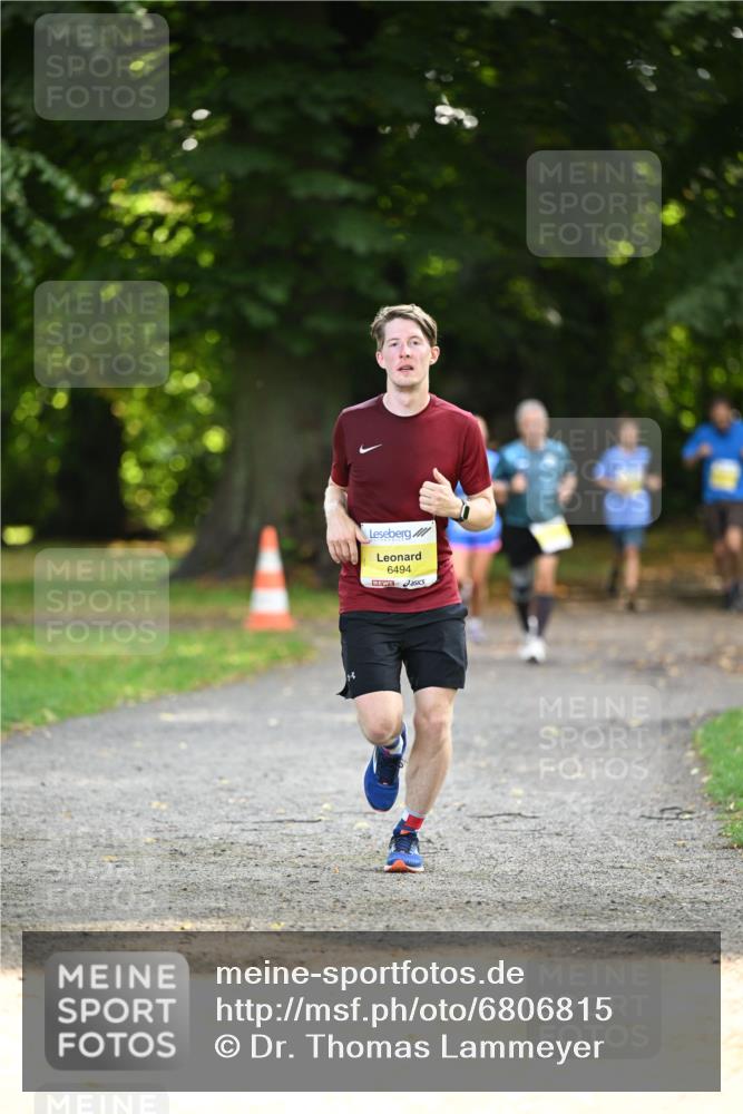 25.08.2024 - 20. Blankeneser Heldenlauf Dr. Thomas Lammeyer http://msf.ph/oto/6806815 25.08.2024 10:15:05 Laufen 6494 meine-sportfotos.de