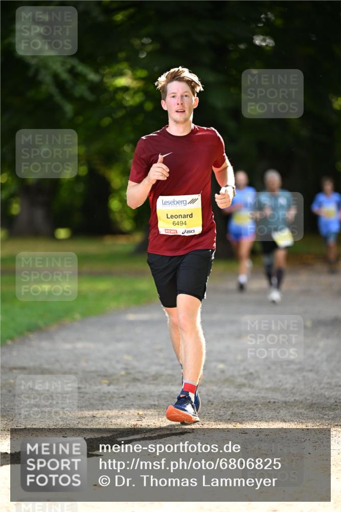 25.08.2024 - 20. Blankeneser Heldenlauf Dr. Thomas Lammeyer http://msf.ph/oto/6806825 25.08.2024 10:15:06 Laufen 6494 meine-sportfotos.de