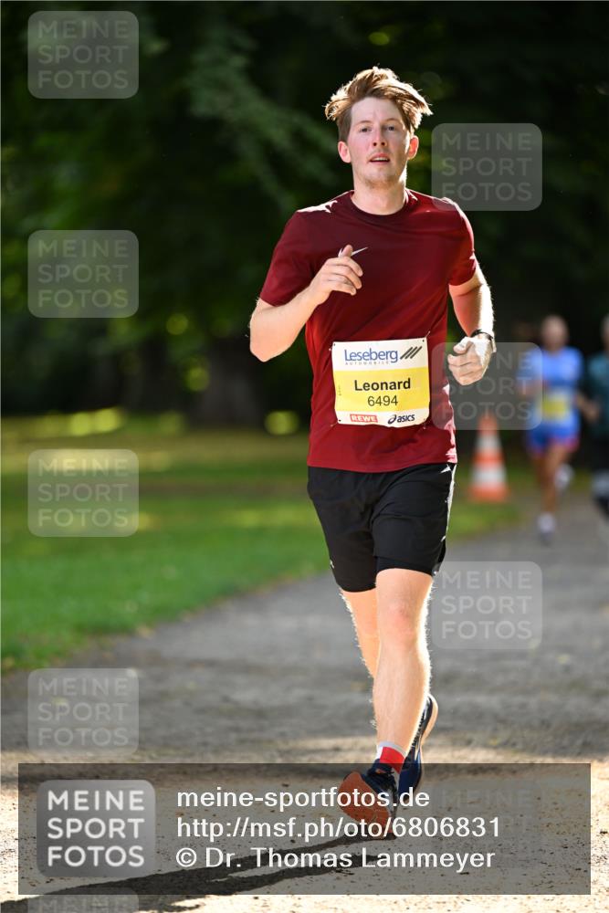 25.08.2024 - 20. Blankeneser Heldenlauf Dr. Thomas Lammeyer http://msf.ph/oto/6806831 25.08.2024 10:15:07 Laufen 6494 meine-sportfotos.de