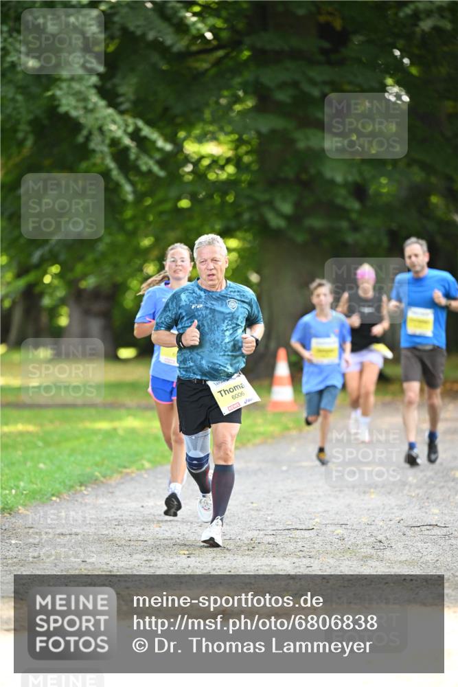 25.08.2024 - 20. Blankeneser Heldenlauf Dr. Thomas Lammeyer http://msf.ph/oto/6806838 25.08.2024 10:15:11 Laufen 6006 meine-sportfotos.de