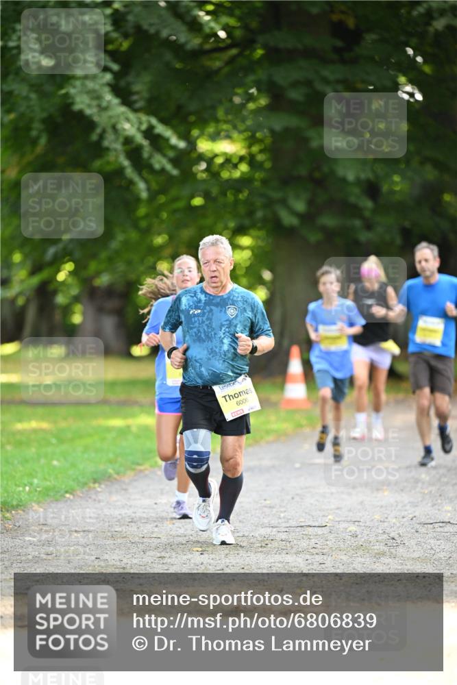 25.08.2024 - 20. Blankeneser Heldenlauf Dr. Thomas Lammeyer http://msf.ph/oto/6806839 25.08.2024 10:15:12 Laufen 6006 meine-sportfotos.de