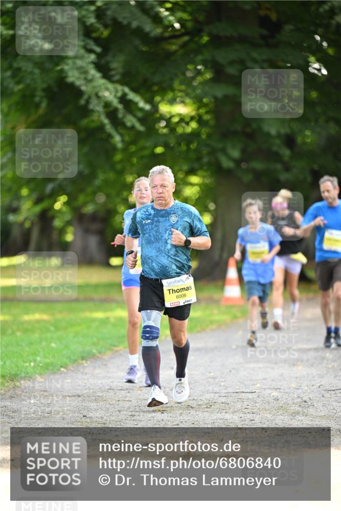 25.08.2024 - 20. Blankeneser Heldenlauf Dr. Thomas Lammeyer http://msf.ph/oto/6806840 25.08.2024 10:15:12 Laufen 6006 meine-sportfotos.de