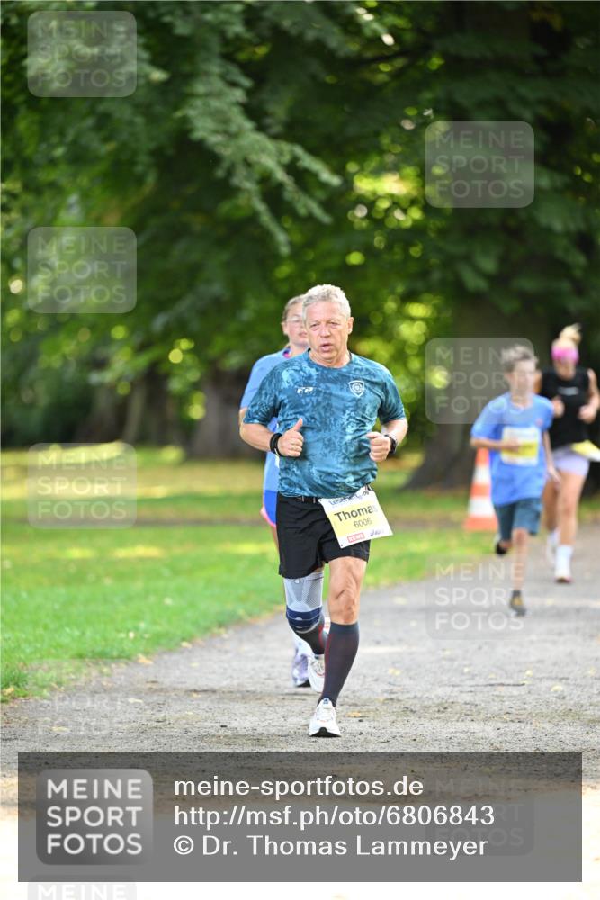 25.08.2024 - 20. Blankeneser Heldenlauf Dr. Thomas Lammeyer http://msf.ph/oto/6806843 25.08.2024 10:15:12 Laufen 6006 meine-sportfotos.de