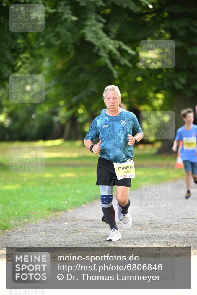 25.08.2024 - 20. Blankeneser Heldenlauf Dr. Thomas Lammeyer http://msf.ph/oto/6806846 25.08.2024 10:15:13 Laufen 6006 meine-sportfotos.de
