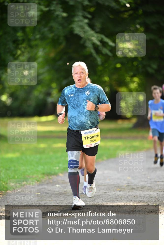 25.08.2024 - 20. Blankeneser Heldenlauf Dr. Thomas Lammeyer http://msf.ph/oto/6806850 25.08.2024 10:15:13 Laufen 6006 meine-sportfotos.de