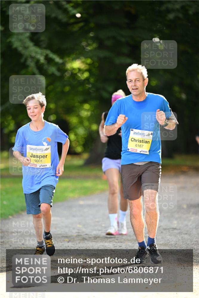 25.08.2024 - 20. Blankeneser Heldenlauf Dr. Thomas Lammeyer http://msf.ph/oto/6806871 25.08.2024 10:15:17 Laufen 6001, 6167 meine-sportfotos.de