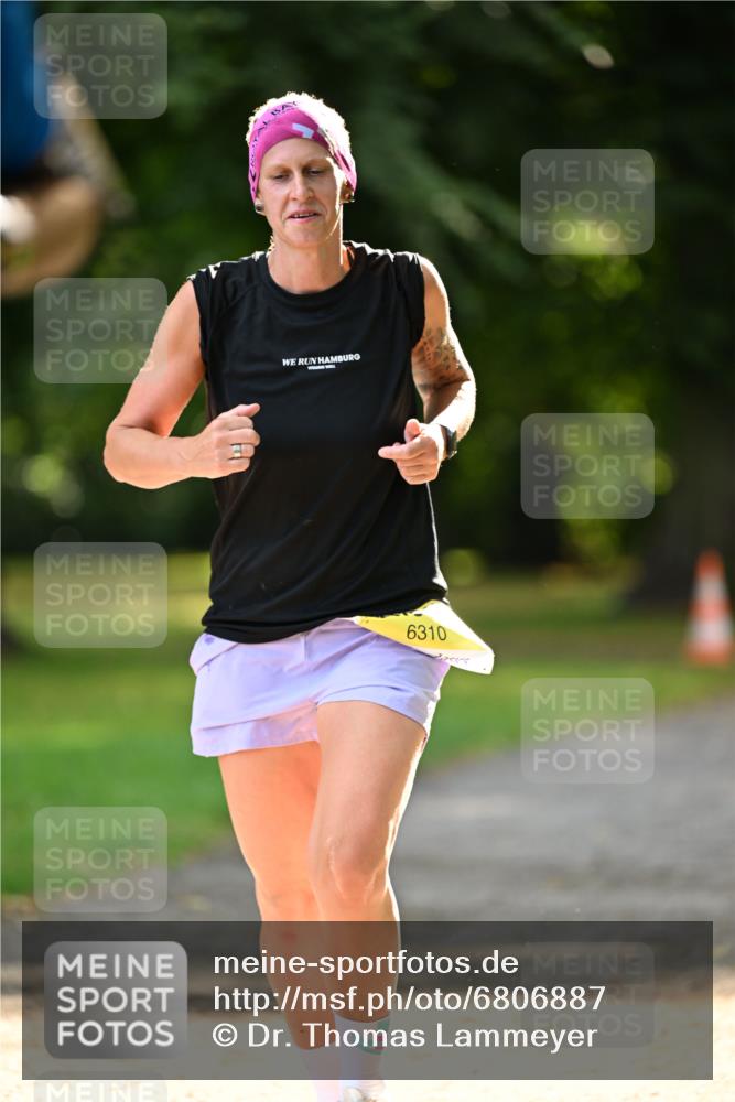 25.08.2024 - 20. Blankeneser Heldenlauf Dr. Thomas Lammeyer http://msf.ph/oto/6806887 25.08.2024 10:15:20 Laufen 6310 meine-sportfotos.de