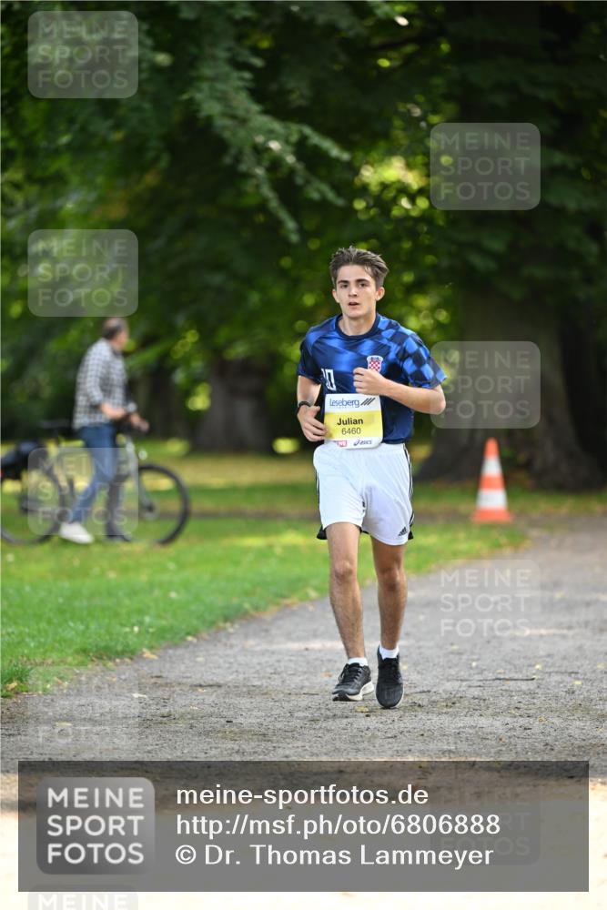 25.08.2024 - 20. Blankeneser Heldenlauf Dr. Thomas Lammeyer http://msf.ph/oto/6806888 25.08.2024 10:15:26 Laufen 6460 meine-sportfotos.de