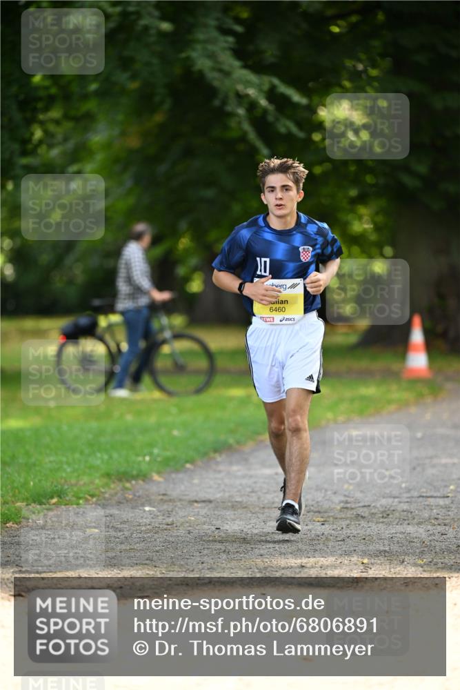 25.08.2024 - 20. Blankeneser Heldenlauf Dr. Thomas Lammeyer http://msf.ph/oto/6806891 25.08.2024 10:15:26 Laufen 10, 6460 meine-sportfotos.de