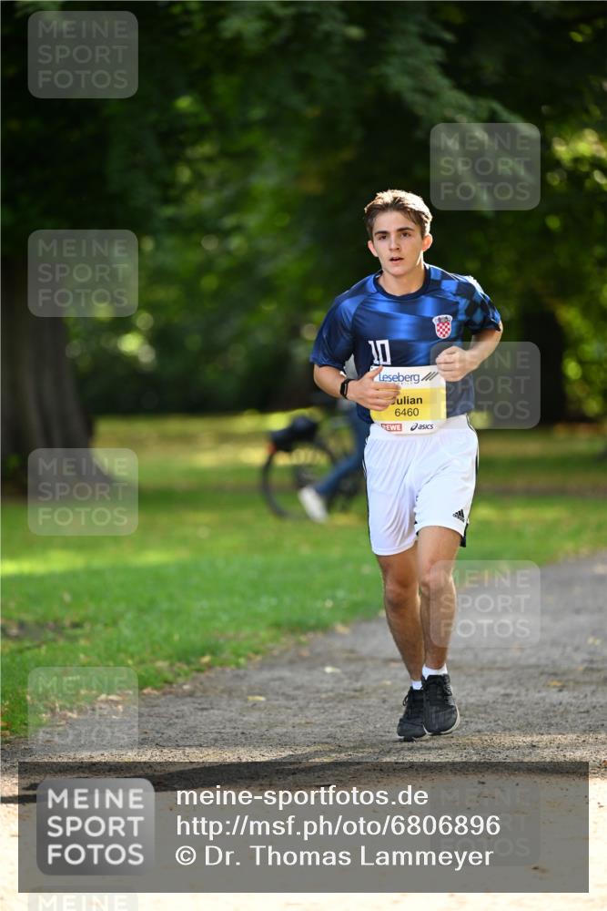 25.08.2024 - 20. Blankeneser Heldenlauf Dr. Thomas Lammeyer http://msf.ph/oto/6806896 25.08.2024 10:15:27 Laufen 6460 meine-sportfotos.de