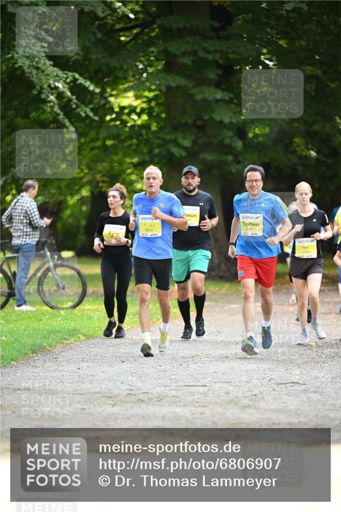 25.08.2024 - 20. Blankeneser Heldenlauf Dr. Thomas Lammeyer http://msf.ph/oto/6806907 25.08.2024 10:15:31 Laufen 6517, 6257, 6505 meine-sportfotos.de