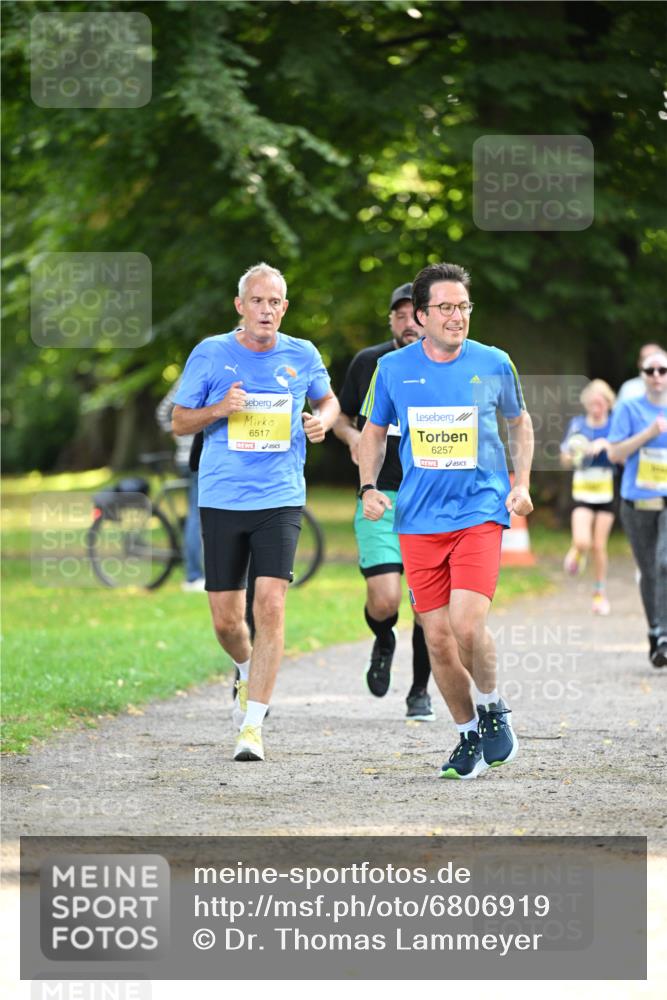 25.08.2024 - 20. Blankeneser Heldenlauf Dr. Thomas Lammeyer http://msf.ph/oto/6806919 25.08.2024 10:15:33 Laufen 6517, 6257 meine-sportfotos.de