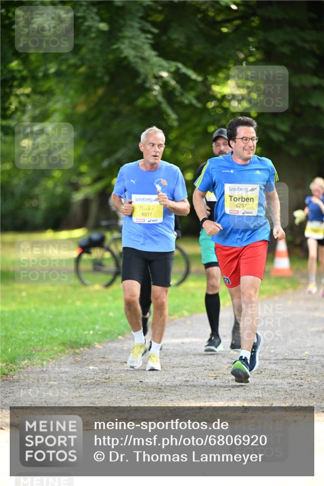 25.08.2024 - 20. Blankeneser Heldenlauf Dr. Thomas Lammeyer http://msf.ph/oto/6806920 25.08.2024 10:15:33 Laufen 6517, 6257 meine-sportfotos.de