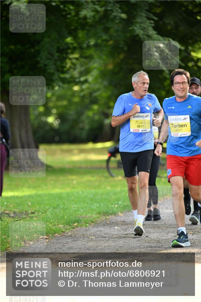 25.08.2024 - 20. Blankeneser Heldenlauf Dr. Thomas Lammeyer http://msf.ph/oto/6806921 25.08.2024 10:15:34 Laufen 6517, 6257 meine-sportfotos.de