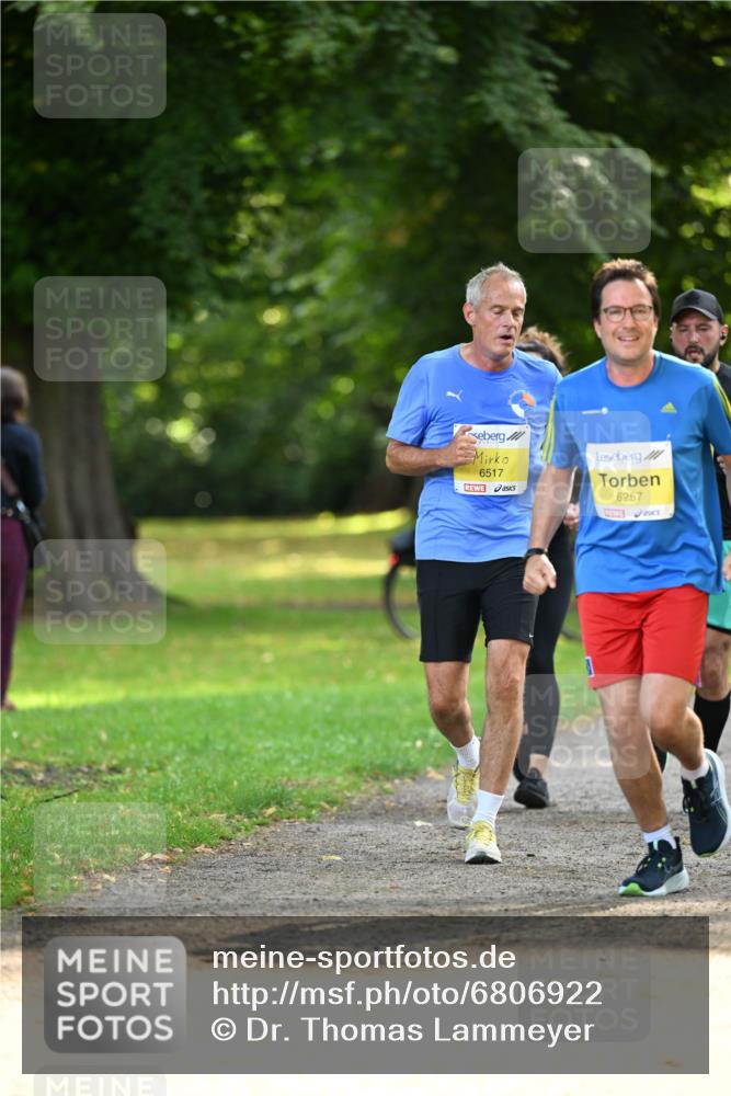 25.08.2024 - 20. Blankeneser Heldenlauf Dr. Thomas Lammeyer http://msf.ph/oto/6806922 25.08.2024 10:15:34 Laufen 6517, 6257 meine-sportfotos.de
