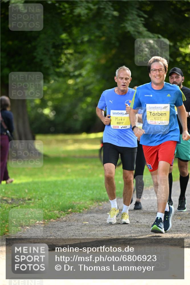 25.08.2024 - 20. Blankeneser Heldenlauf Dr. Thomas Lammeyer http://msf.ph/oto/6806923 25.08.2024 10:15:34 Laufen 6517, 6257 meine-sportfotos.de