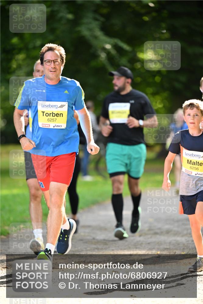 25.08.2024 - 20. Blankeneser Heldenlauf Dr. Thomas Lammeyer http://msf.ph/oto/6806927 25.08.2024 10:15:35 Laufen 6257, 6256 meine-sportfotos.de