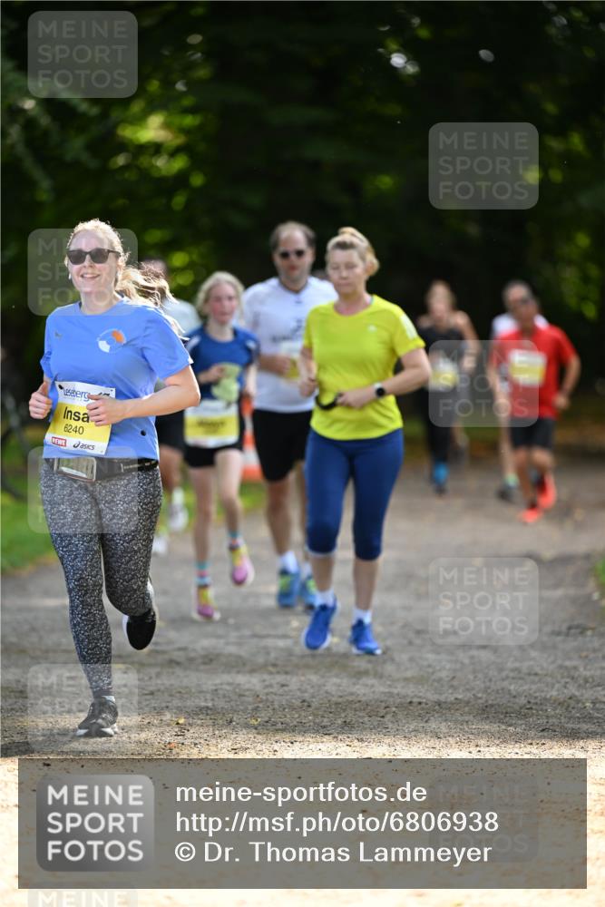 25.08.2024 - 20. Blankeneser Heldenlauf Dr. Thomas Lammeyer http://msf.ph/oto/6806938 25.08.2024 10:15:37 Laufen 6240 meine-sportfotos.de