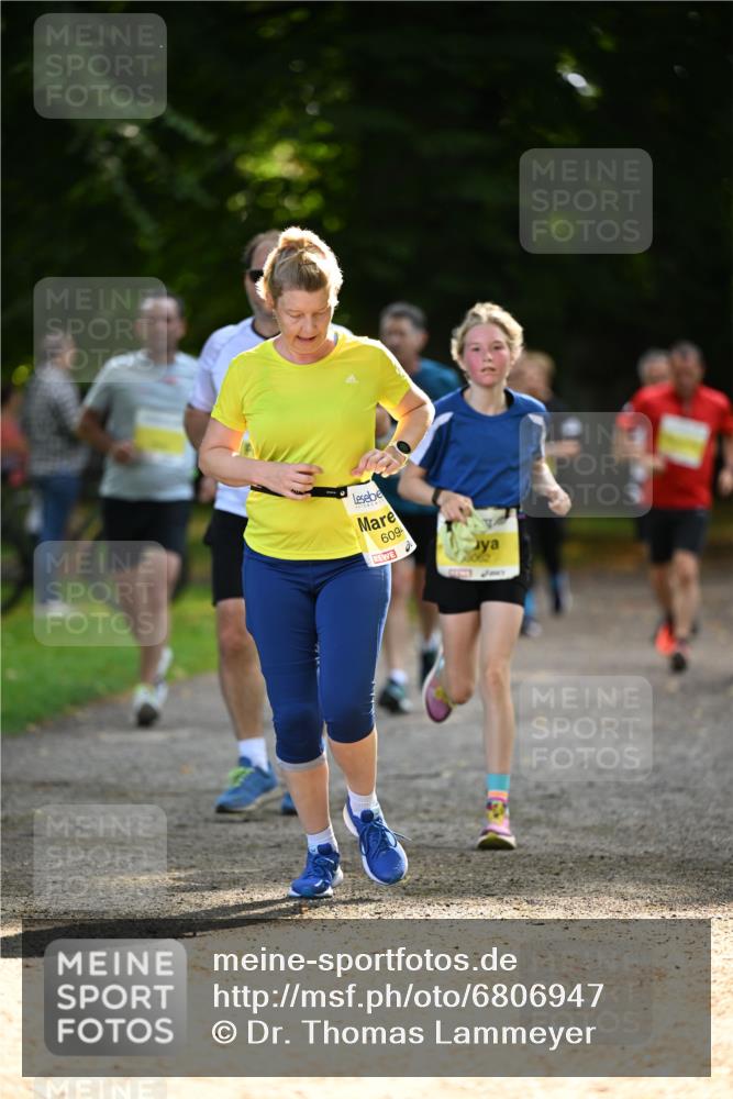 25.08.2024 - 20. Blankeneser Heldenlauf Dr. Thomas Lammeyer http://msf.ph/oto/6806947 25.08.2024 10:15:39 Laufen 6094 meine-sportfotos.de