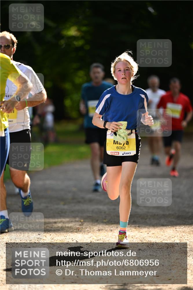 25.08.2024 - 20. Blankeneser Heldenlauf Dr. Thomas Lammeyer http://msf.ph/oto/6806956 25.08.2024 10:15:41 Laufen 6062 meine-sportfotos.de