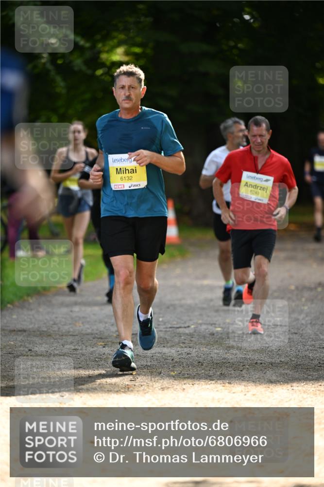 25.08.2024 - 20. Blankeneser Heldenlauf Dr. Thomas Lammeyer http://msf.ph/oto/6806966 25.08.2024 10:15:43 Laufen 6132, 6243 meine-sportfotos.de