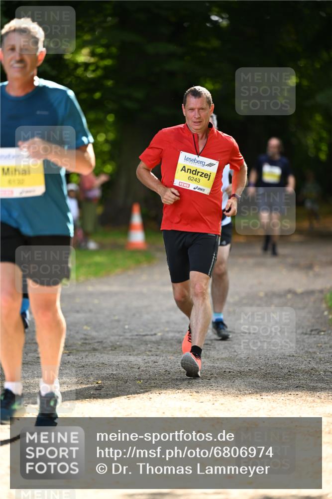 25.08.2024 - 20. Blankeneser Heldenlauf Dr. Thomas Lammeyer http://msf.ph/oto/6806974 25.08.2024 10:15:44 Laufen 6243 meine-sportfotos.de