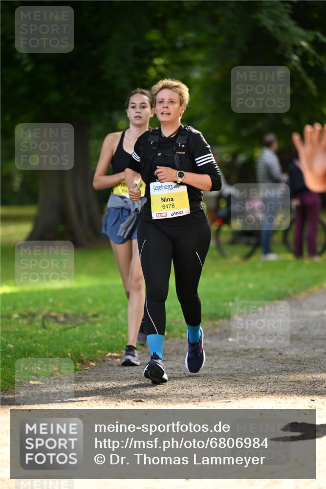 25.08.2024 - 20. Blankeneser Heldenlauf Dr. Thomas Lammeyer http://msf.ph/oto/6806984 25.08.2024 10:15:47 Laufen 6478 meine-sportfotos.de
