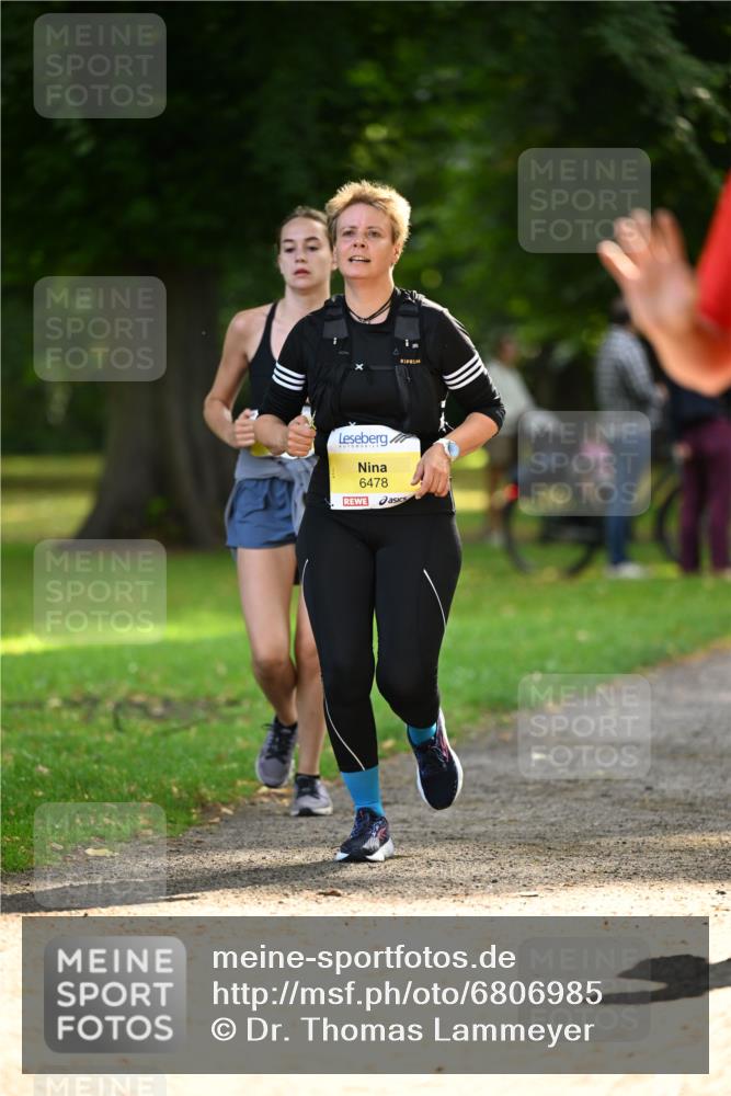 25.08.2024 - 20. Blankeneser Heldenlauf Dr. Thomas Lammeyer http://msf.ph/oto/6806985 25.08.2024 10:15:47 Laufen 6478 meine-sportfotos.de