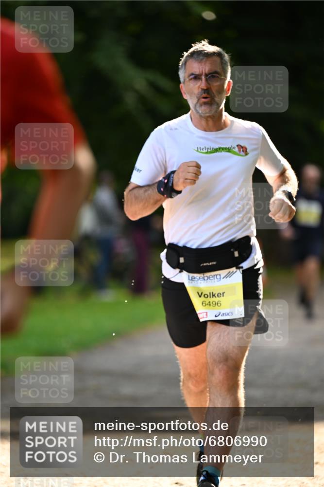 25.08.2024 - 20. Blankeneser Heldenlauf Dr. Thomas Lammeyer http://msf.ph/oto/6806990 25.08.2024 10:15:48 Laufen 6496 meine-sportfotos.de