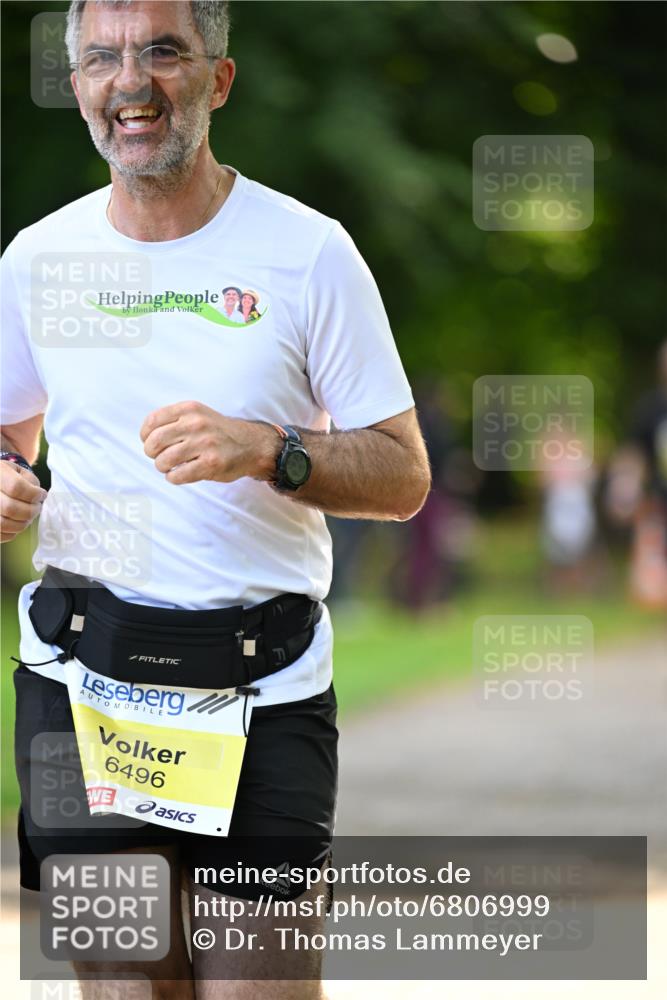 25.08.2024 - 20. Blankeneser Heldenlauf Dr. Thomas Lammeyer http://msf.ph/oto/6806999 25.08.2024 10:15:49 Laufen 6496 meine-sportfotos.de