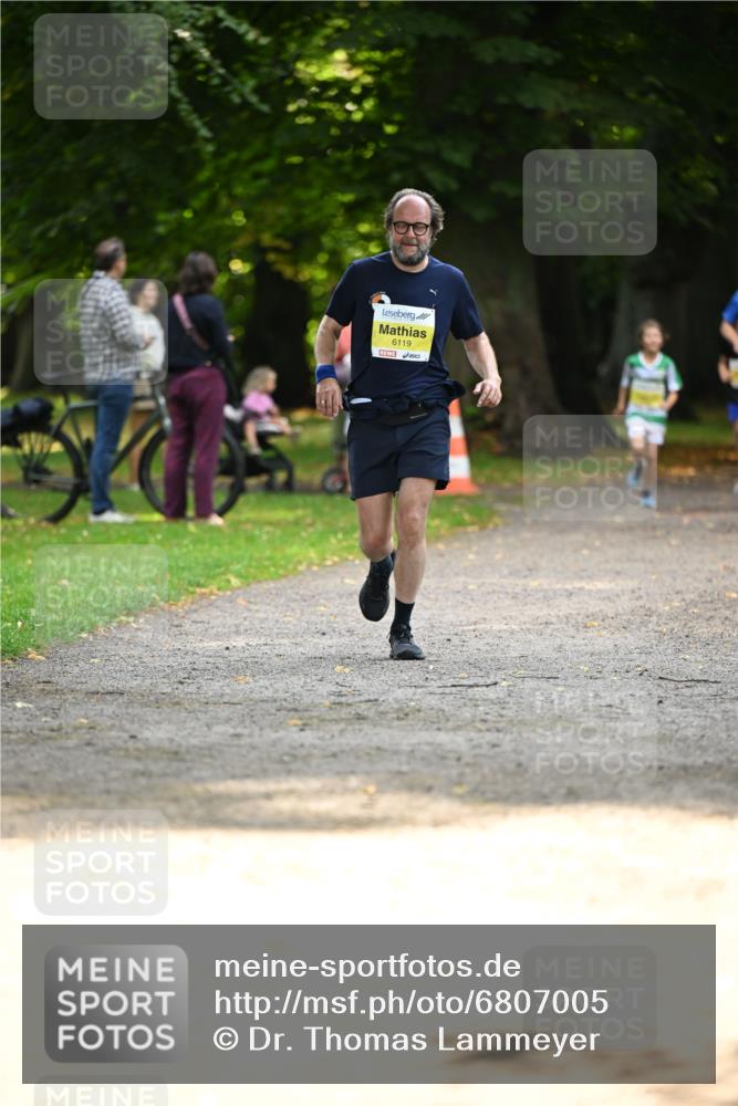 25.08.2024 - 20. Blankeneser Heldenlauf Dr. Thomas Lammeyer http://msf.ph/oto/6807005 25.08.2024 10:15:51 Laufen 6119 meine-sportfotos.de