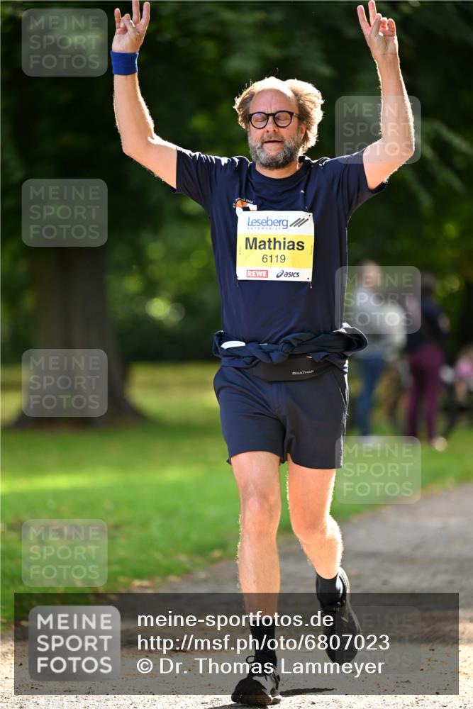 25.08.2024 - 20. Blankeneser Heldenlauf Dr. Thomas Lammeyer http://msf.ph/oto/6807023 25.08.2024 10:15:55 Laufen 6119 meine-sportfotos.de