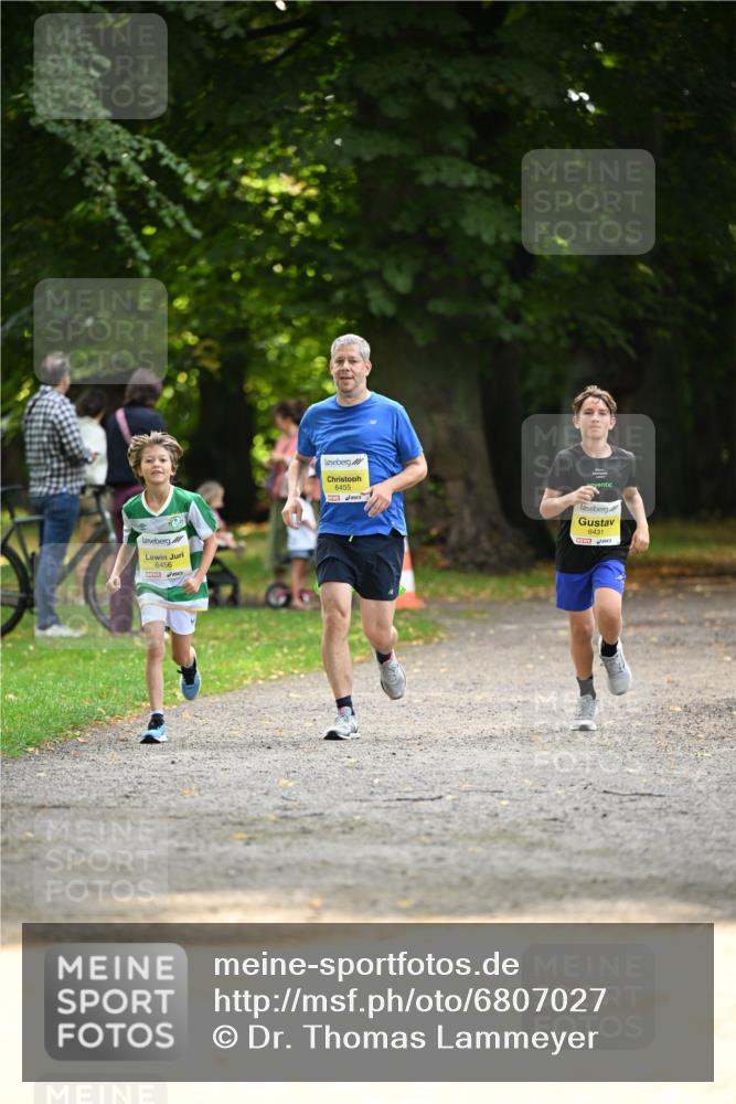 25.08.2024 - 20. Blankeneser Heldenlauf Dr. Thomas Lammeyer http://msf.ph/oto/6807027 25.08.2024 10:15:57 Laufen 6456, 6455, 6431 meine-sportfotos.de