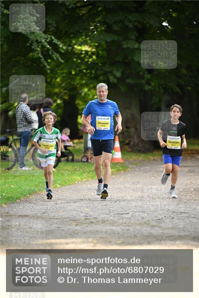 25.08.2024 - 20. Blankeneser Heldenlauf Dr. Thomas Lammeyer http://msf.ph/oto/6807029 25.08.2024 10:15:57 Laufen 6456, 6455, 6431 meine-sportfotos.de