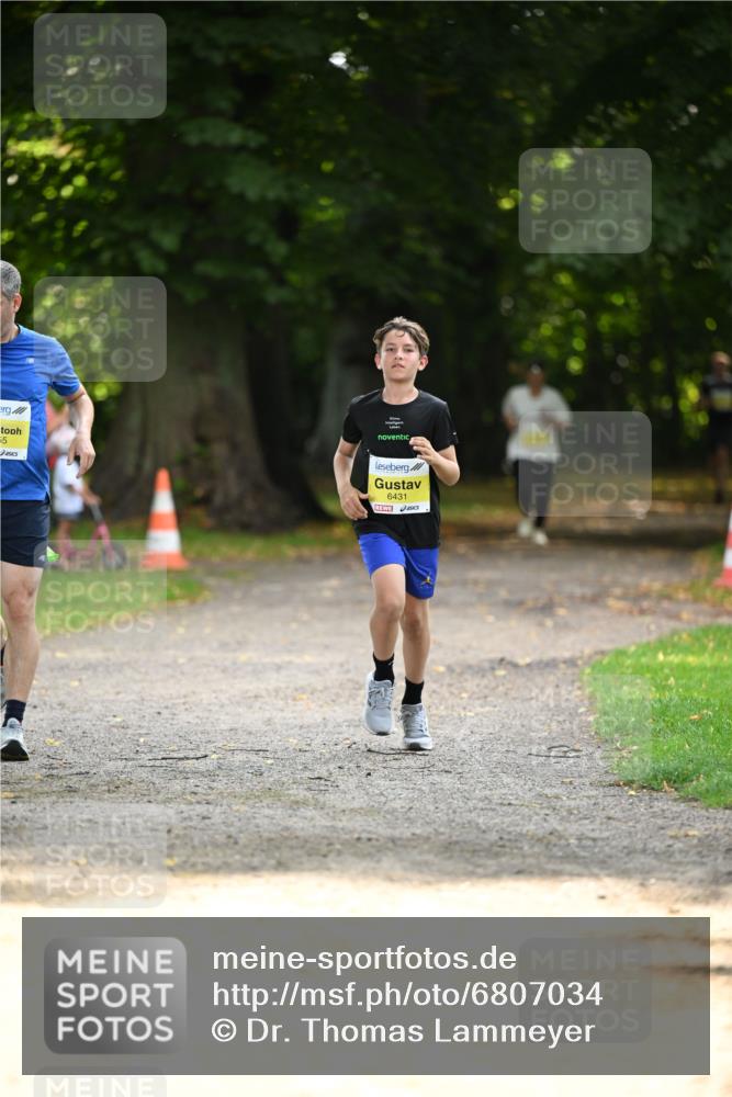 25.08.2024 - 20. Blankeneser Heldenlauf Dr. Thomas Lammeyer http://msf.ph/oto/6807034 25.08.2024 10:15:59 Laufen 55, 6431 meine-sportfotos.de