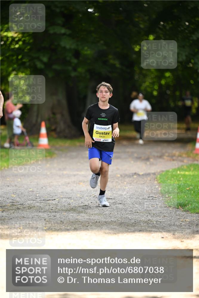25.08.2024 - 20. Blankeneser Heldenlauf Dr. Thomas Lammeyer http://msf.ph/oto/6807038 25.08.2024 10:15:59 Laufen 6431 meine-sportfotos.de