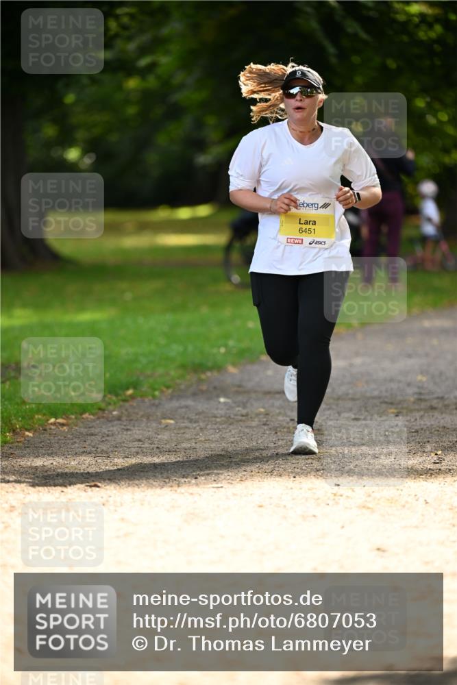 25.08.2024 - 20. Blankeneser Heldenlauf Dr. Thomas Lammeyer http://msf.ph/oto/6807053 25.08.2024 10:16:11 Laufen 6451 meine-sportfotos.de