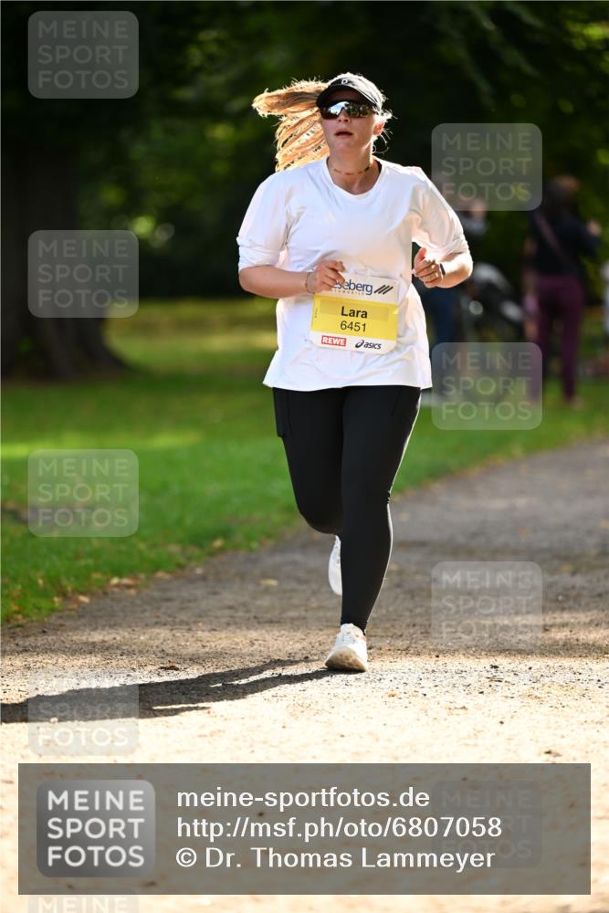 25.08.2024 - 20. Blankeneser Heldenlauf Dr. Thomas Lammeyer http://msf.ph/oto/6807058 25.08.2024 10:16:12 Laufen 6451 meine-sportfotos.de