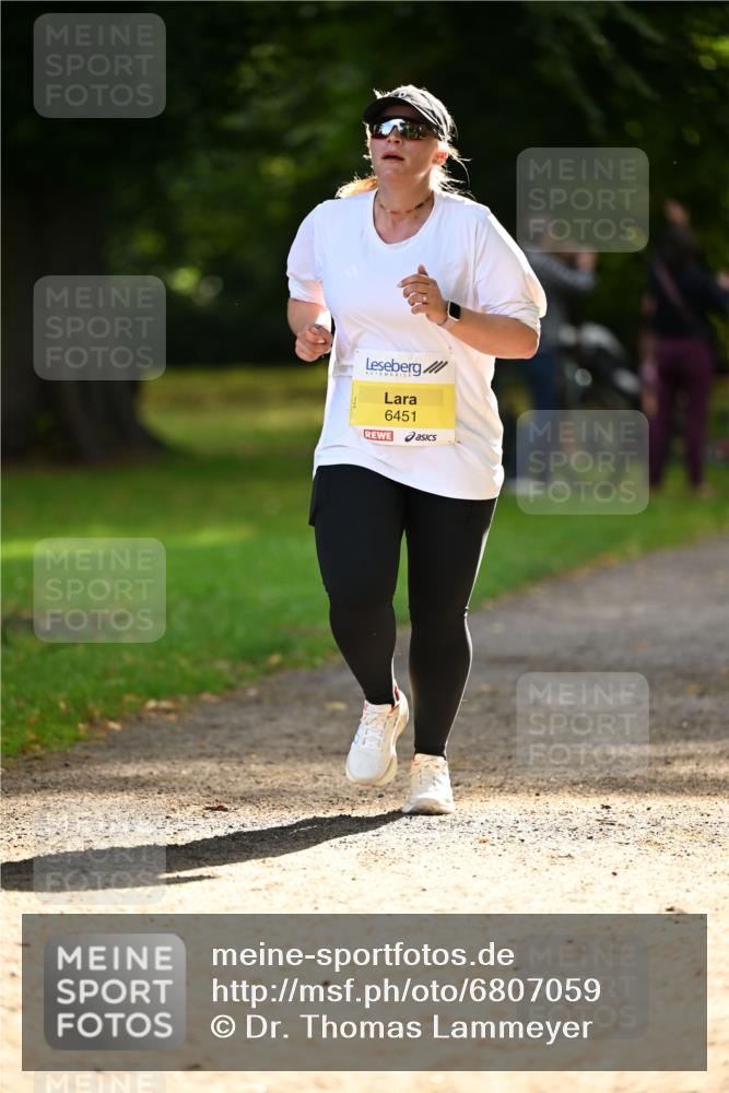 25.08.2024 - 20. Blankeneser Heldenlauf Dr. Thomas Lammeyer http://msf.ph/oto/6807059 25.08.2024 10:16:12 Laufen 6451 meine-sportfotos.de